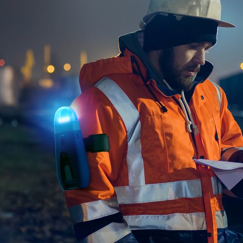image of rail worker wearing Unibank with ambient light attachment